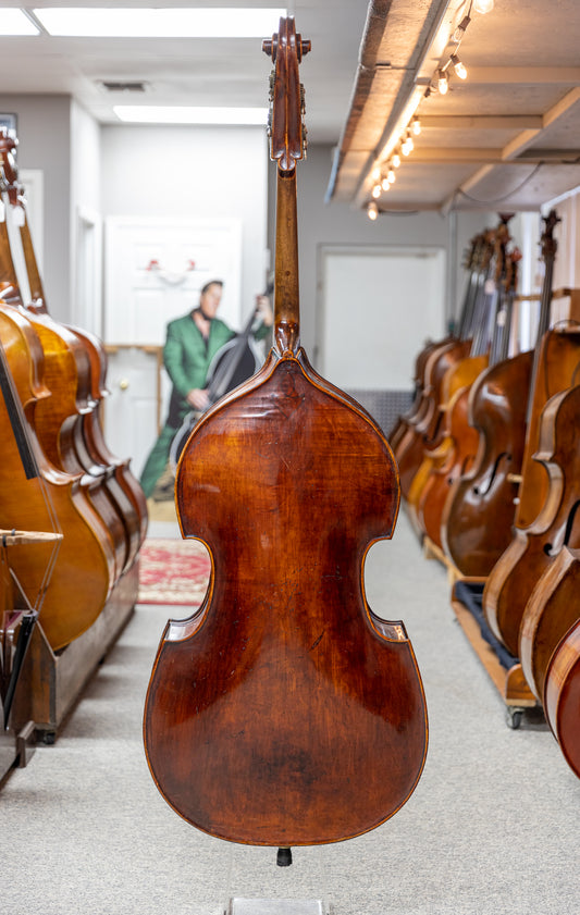 Juzek Roundback Bass