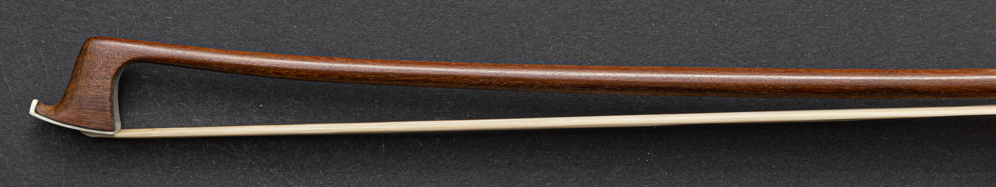 SK Oval Violin Bow
