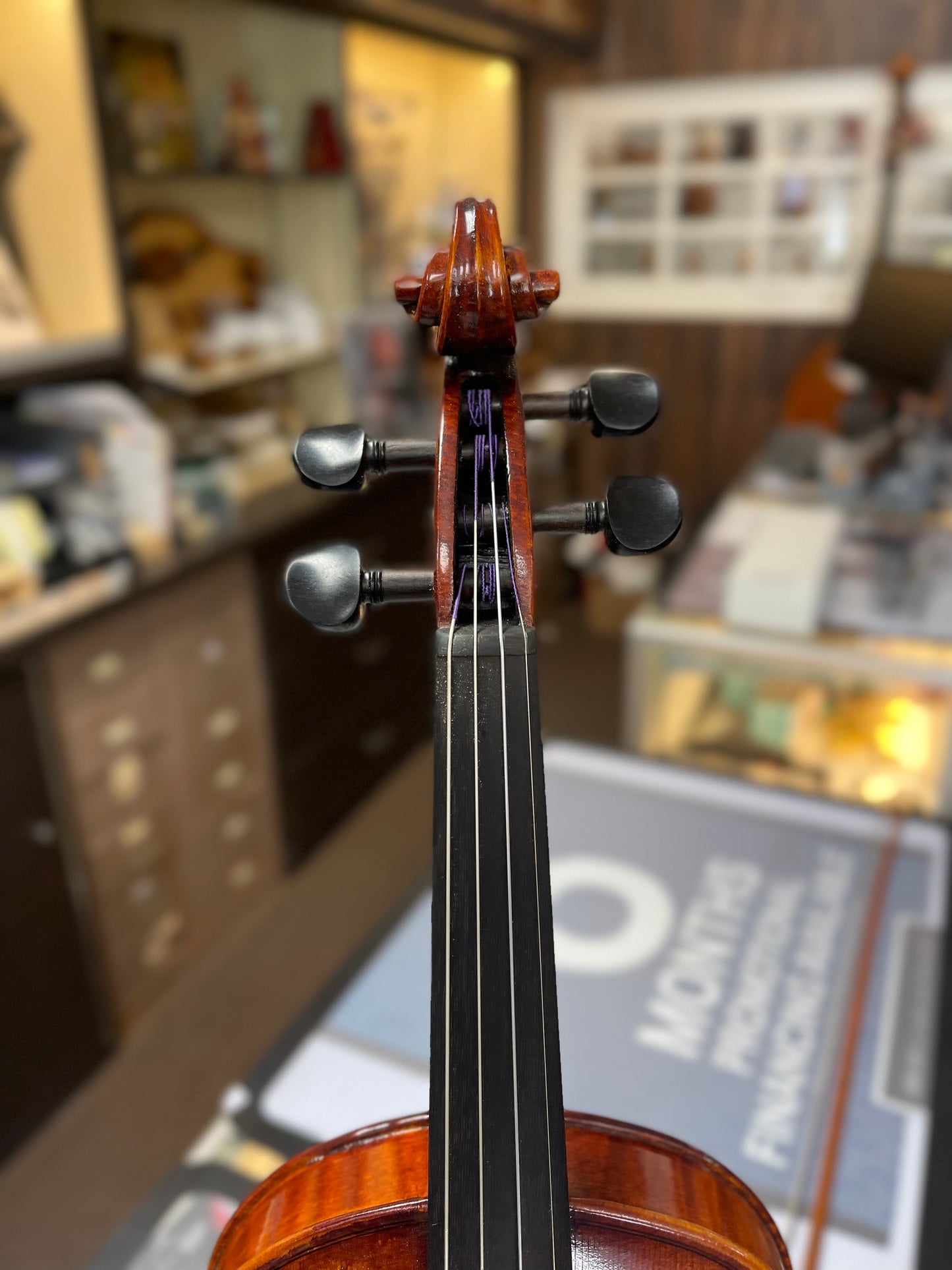Liandro DiVacenza Model 200 Violin