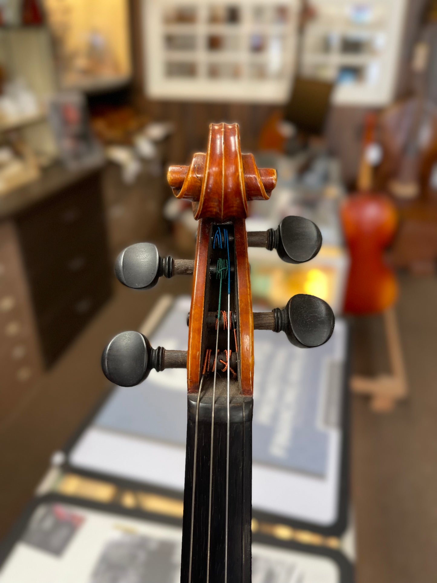 Thomas Kowalski Violin