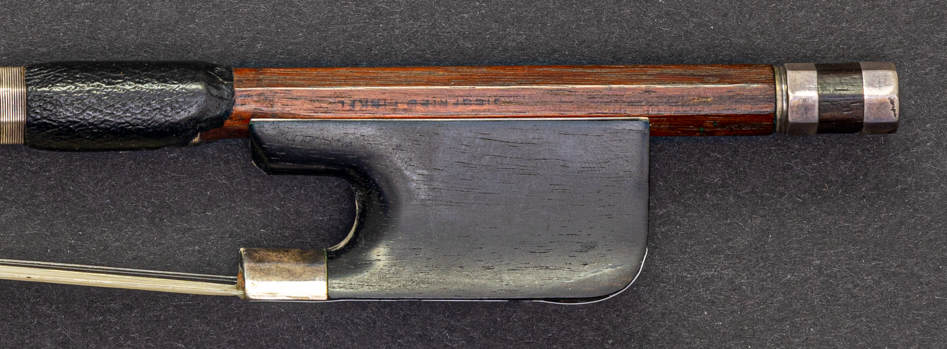 Hr pfretzschner violin deals bow